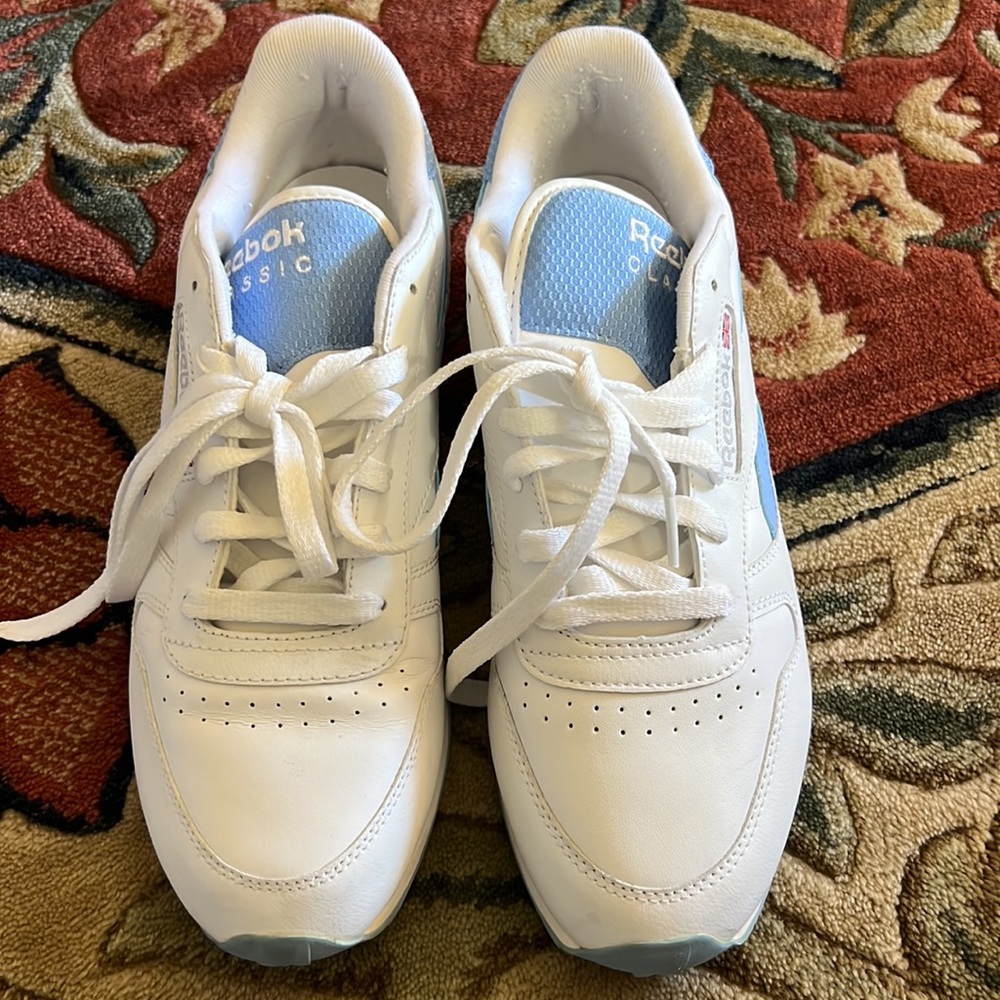 Redbok women sneakers size 10 just like new white and blue used